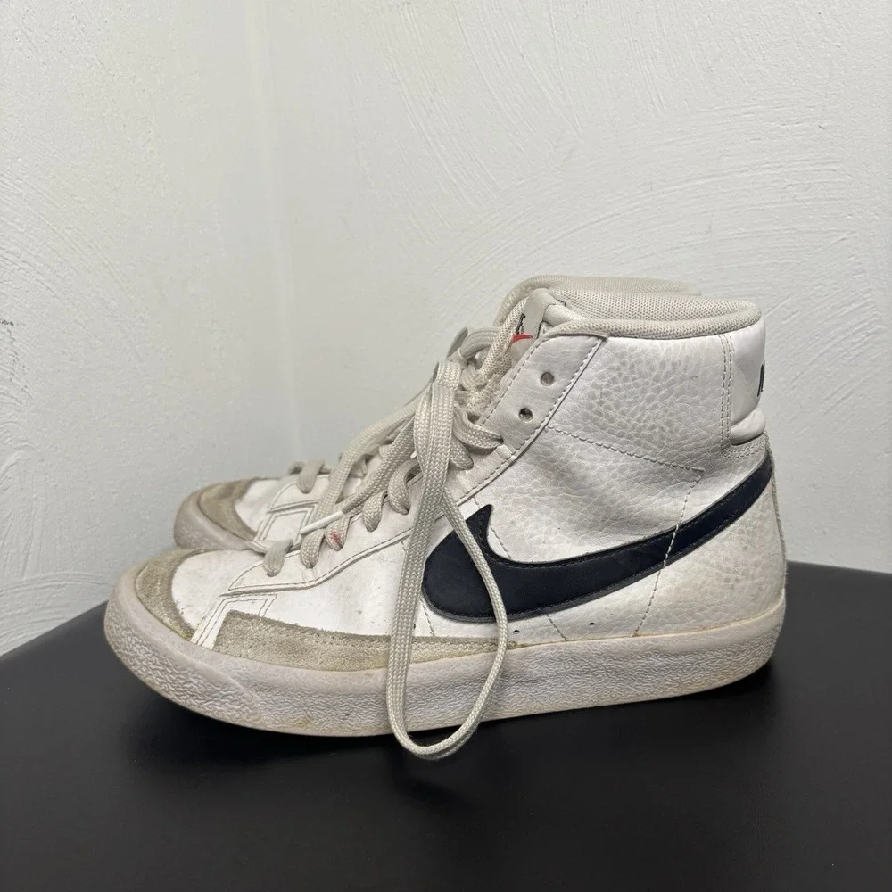 Nike Blazer Mid '77 Vintage GS White Black Youth 5.5 Women's 6.5‎ DA4086-100